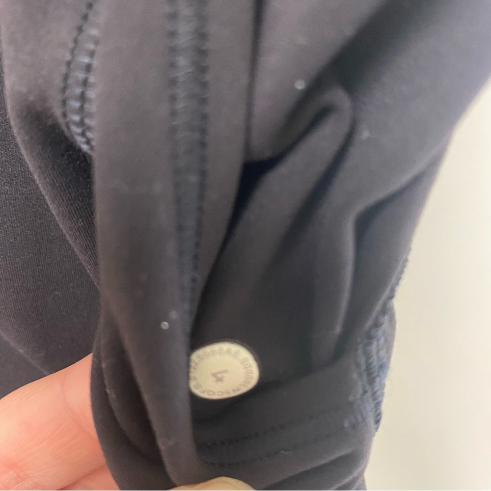 Lululemon Invigorate Black High Rise‎ Tight 25” Size 4 - Picture 4 of 7